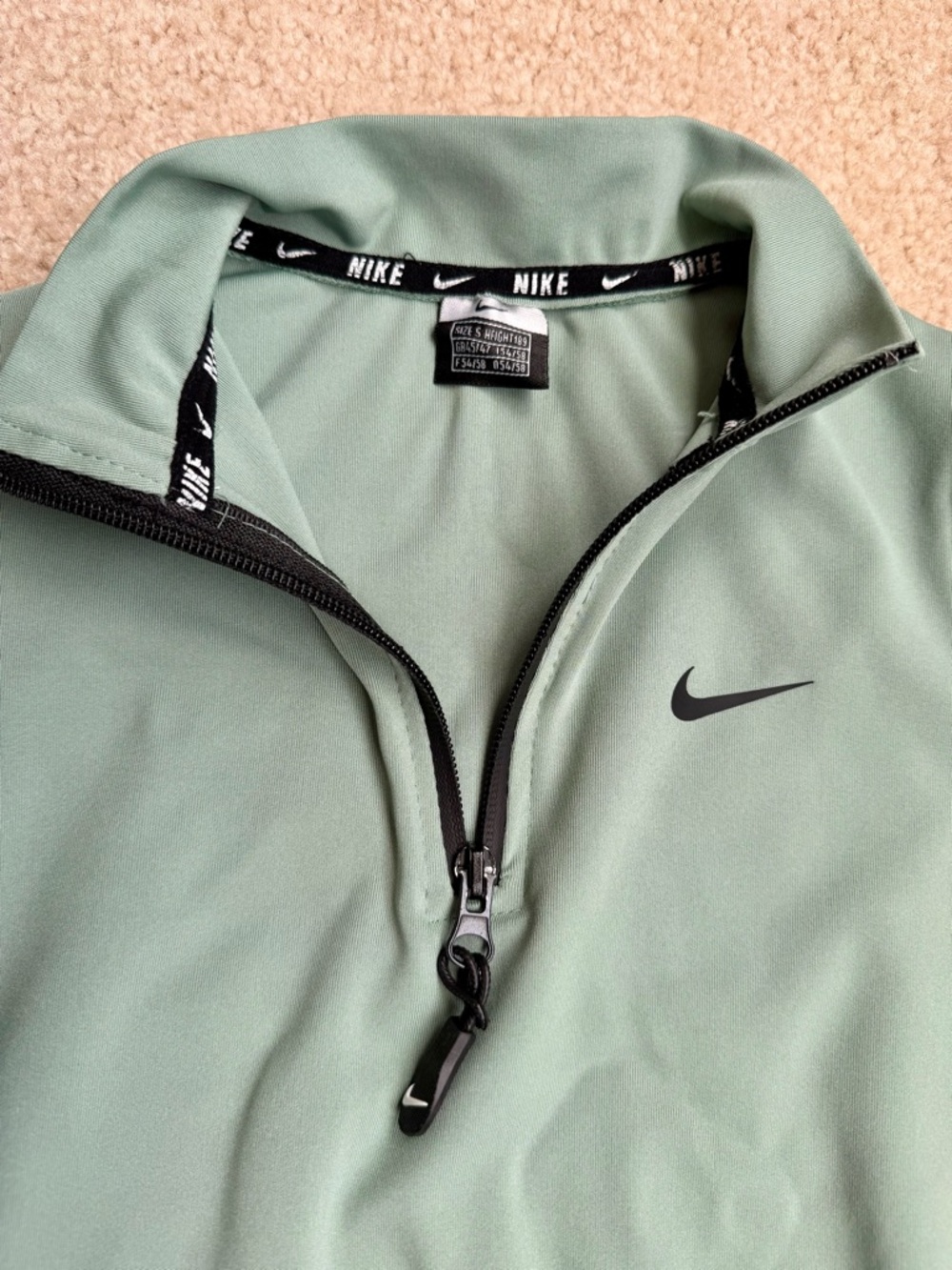 Nike Green Half-Zip Long-Sleeve Crop Top with Black Trim - Picture 3 of 7